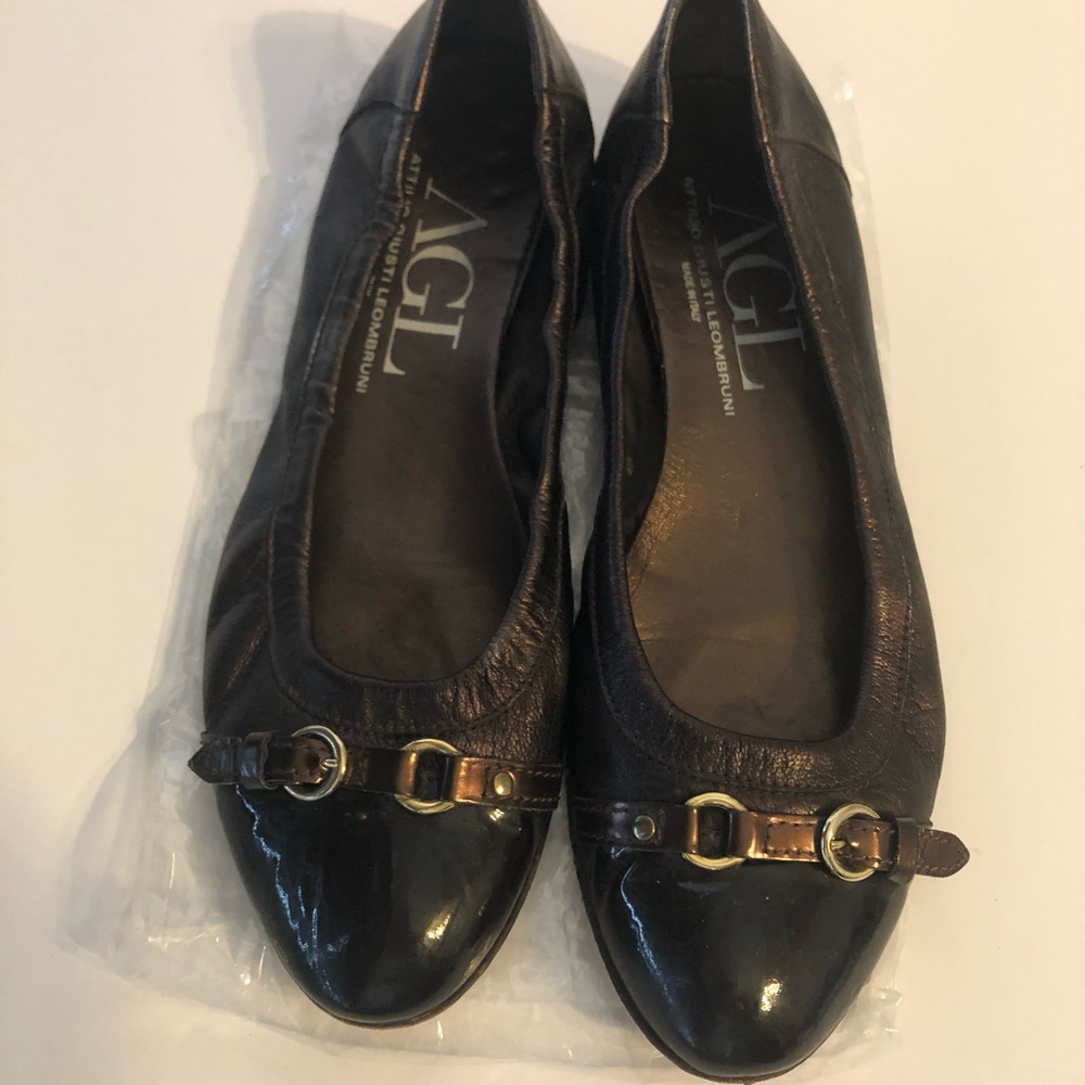 AGL Atillio Giusti Leombrusti Bronze Ballet Flats